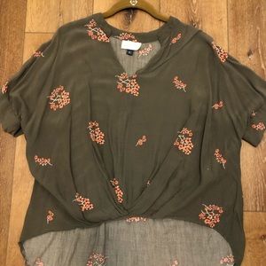 UNIVERSAL THREAD Blouse Size M